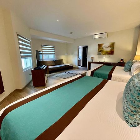Aurea Hotel And Suites Zapopan Zewnętrze zdjęcie
