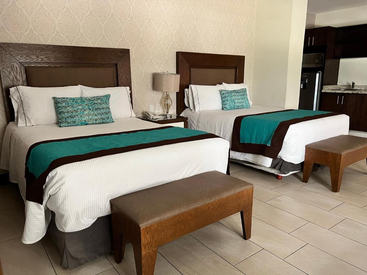 Aurea Hotel And Suites Zapopan Zewnętrze zdjęcie